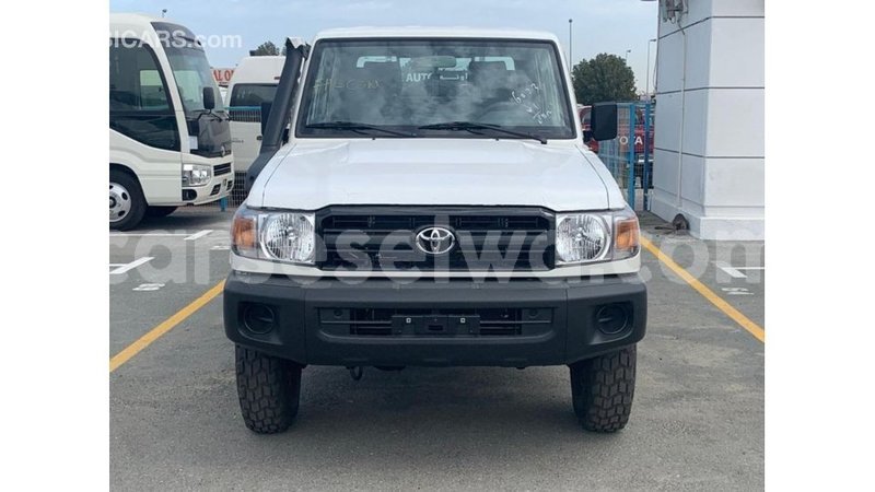 Big with watermark toyota land cruiser east mahe import dubai 6665