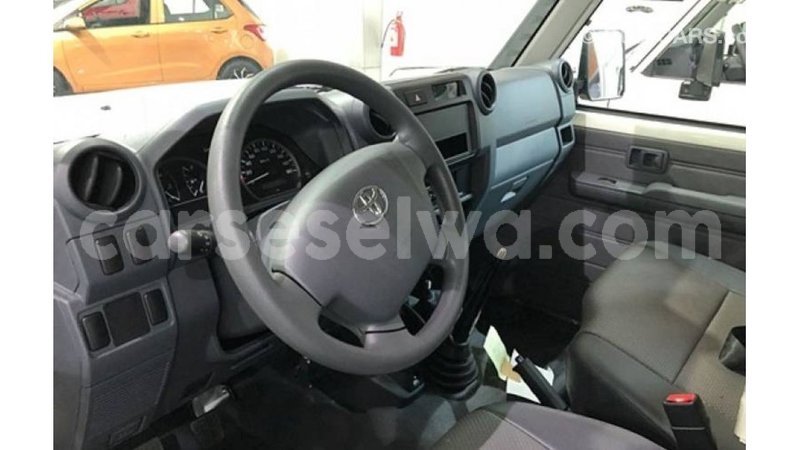 Big with watermark toyota land cruiser east mahe import dubai 6666