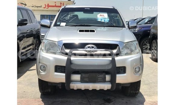 Acheter Import Voiture Toyota Hilux Autre à Import - Dubai, East Mahé Acheter Import Voiture Toyota Hilux Autre à Import - Dubai, East Mahé