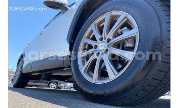 Buy Import Toyota Ade White Truck in Import - Dubai in East Mahé Buy Import Toyota Ade White Truck in Import - Dubai in East Mahé