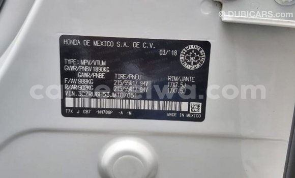 Acheter Import Moto Honda C Blanc à Import - Dubai, East Mahé Acheter Import Moto Honda C Blanc à Import - Dubai, East Mahé