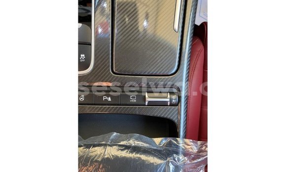 Acheter Import Voiture Kia Stinger Rouge à Import - Dubai, East Mahé Acheter Import Voiture Kia Stinger Rouge à Import - Dubai, East Mahé