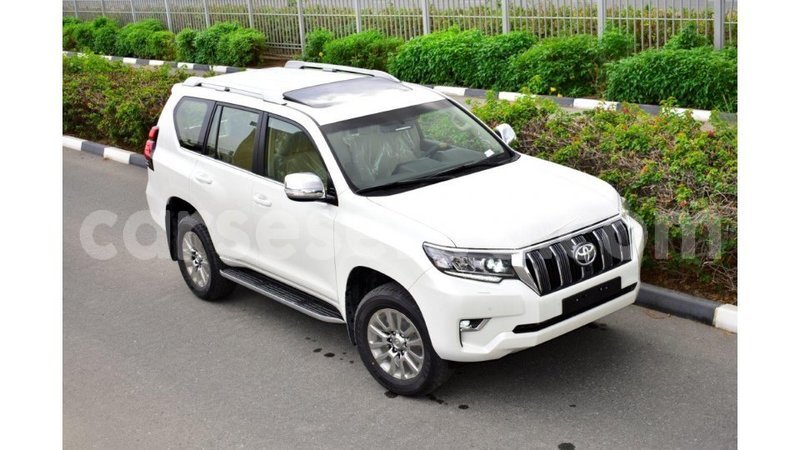 Big with watermark toyota prado east mahe import dubai 6687