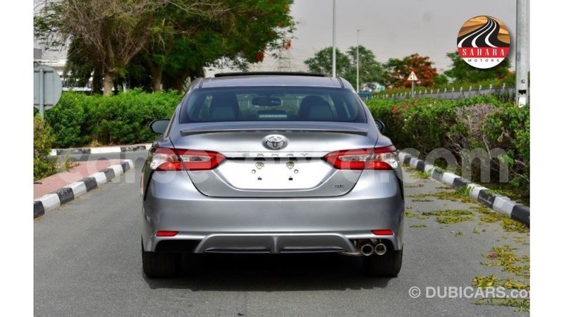 Big with watermark toyota camry east mahe import dubai 6688