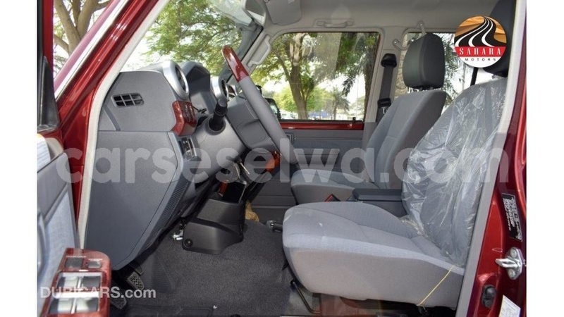 Big with watermark toyota land cruiser east mahe import dubai 6689