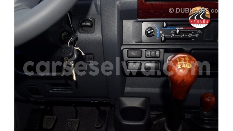 Big with watermark toyota land cruiser east mahe import dubai 6689