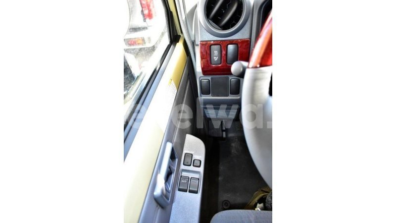 Big with watermark toyota land cruiser east mahe import dubai 6691