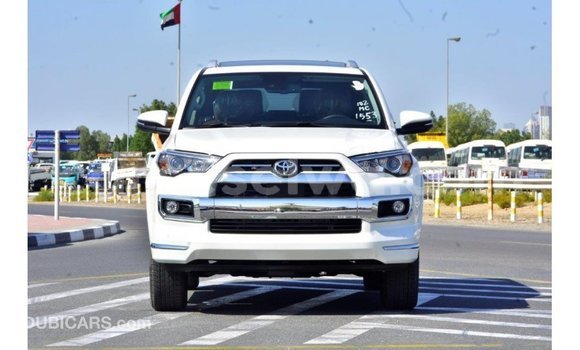 Acheter Import Utilitaire Toyota Ade Blanc à Import - Dubai, East Mahé Acheter Import Utilitaire Toyota Ade Blanc à Import - Dubai, East Mahé
