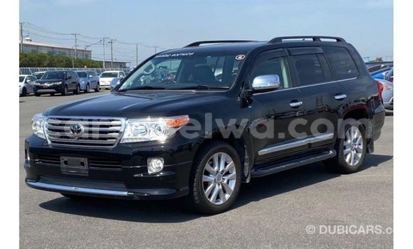 Buy Import Toyota Land Cruiser Black Car in Import - Dubai in East Mahé Buy Import Toyota Land Cruiser Black Car in Import - Dubai in East Mahé