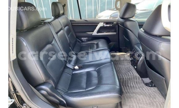 Buy Import Toyota Land Cruiser Black Car in Import - Dubai in East Mahé Buy Import Toyota Land Cruiser Black Car in Import - Dubai in East Mahé