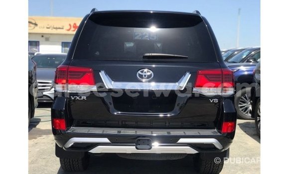 Buy Import Toyota Land Cruiser Black Car in Import - Dubai in East Mahé Buy Import Toyota Land Cruiser Black Car in Import - Dubai in East Mahé