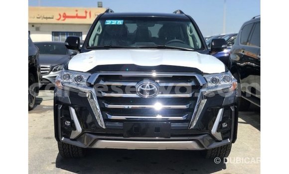 Buy Import Toyota Land Cruiser Black Car in Import - Dubai in East Mahé Buy Import Toyota Land Cruiser Black Car in Import - Dubai in East Mahé