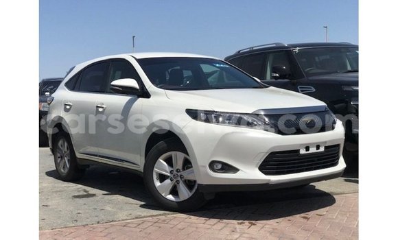Buy Import Toyota Harrier White Car in Import - Dubai in East Mahé Buy Import Toyota Harrier White Car in Import - Dubai in East Mahé