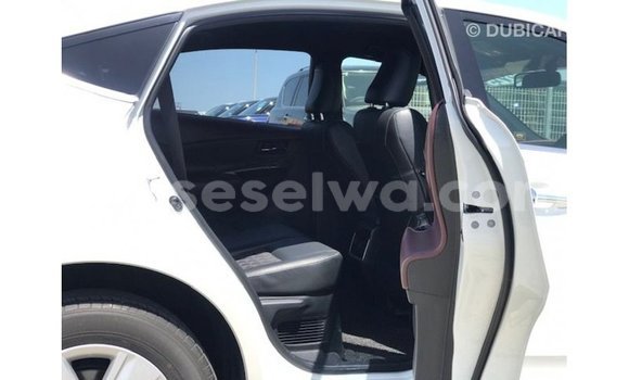 Buy Import Toyota Harrier White Car in Import - Dubai in East Mahé Buy Import Toyota Harrier White Car in Import - Dubai in East Mahé