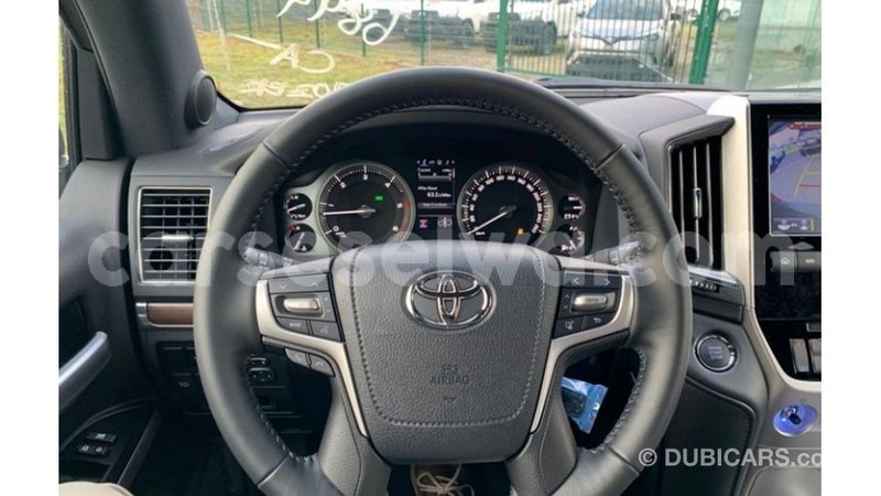 Big with watermark toyota land cruiser east mahe import dubai 6709