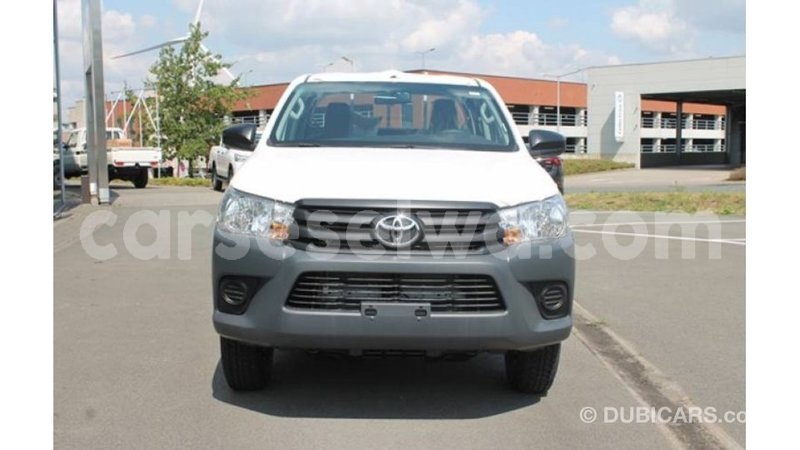 Big with watermark toyota hilux east mahe import dubai 6711