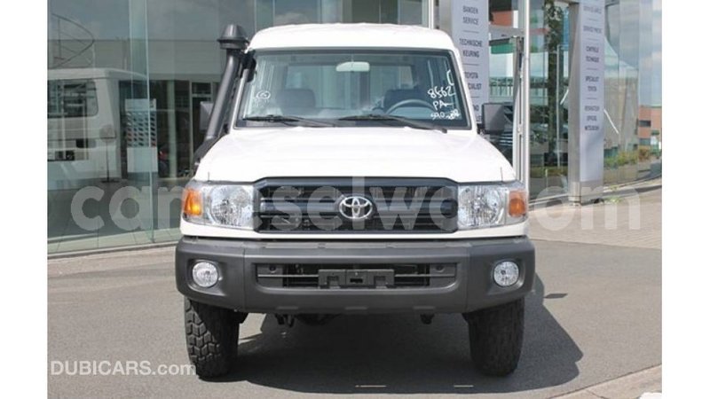 Big with watermark toyota land cruiser east mahe import dubai 6712
