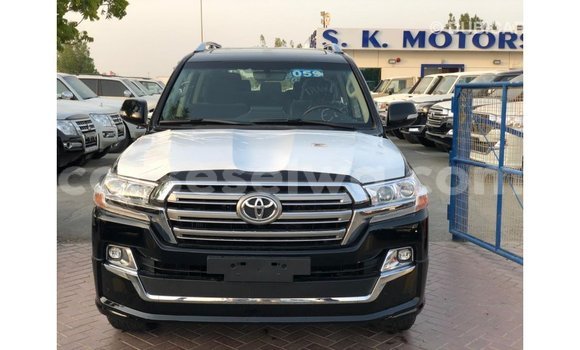 Buy Import Toyota Land Cruiser Black Car in Import - Dubai in East Mahé Buy Import Toyota Land Cruiser Black Car in Import - Dubai in East Mahé