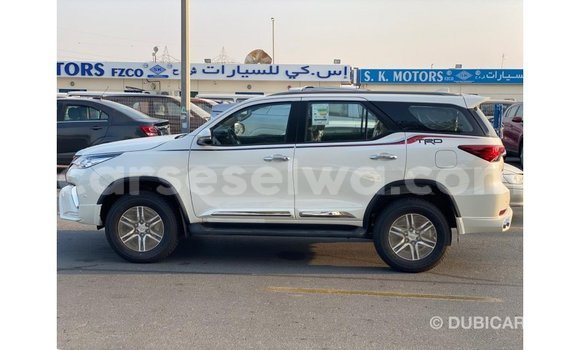 Buy Import Toyota Fortuner White Car in Import - Dubai in East Mahé Buy Import Toyota Fortuner White Car in Import - Dubai in East Mahé