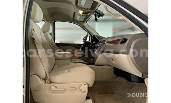 Buy Import Chevrolet Tahoe Other Car in Import - Dubai in East Mahé Buy Import Chevrolet Tahoe Other Car in Import - Dubai in East Mahé