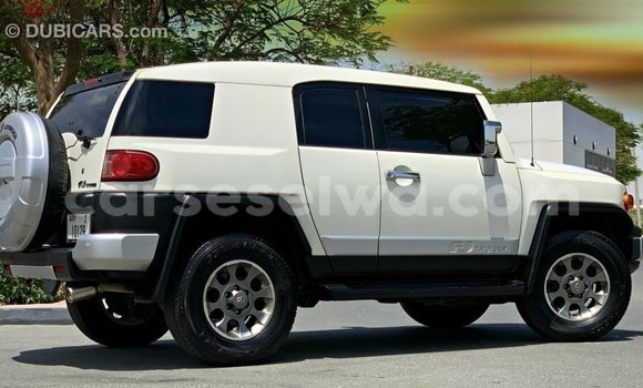 Buy Import Toyota FJ Cruiser White Car in Import - Dubai in East Mahé Buy Import Toyota FJ Cruiser White Car in Import - Dubai in East Mahé