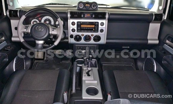 Buy Import Toyota FJ Cruiser White Car in Import - Dubai in East Mahé Buy Import Toyota FJ Cruiser White Car in Import - Dubai in East Mahé