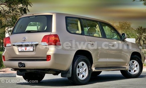 Buy Import Toyota Land Cruiser Other Car in Import - Dubai in East Mahé Buy Import Toyota Land Cruiser Other Car in Import - Dubai in East Mahé
