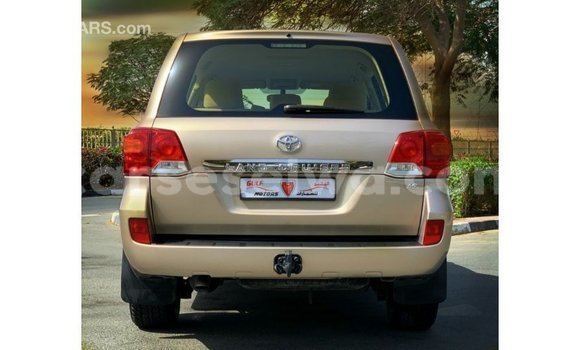 Buy Import Toyota Land Cruiser Other Car in Import - Dubai in East Mahé Buy Import Toyota Land Cruiser Other Car in Import - Dubai in East Mahé