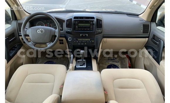 Buy Import Toyota Land Cruiser Other Car in Import - Dubai in East Mahé Buy Import Toyota Land Cruiser Other Car in Import - Dubai in East Mahé