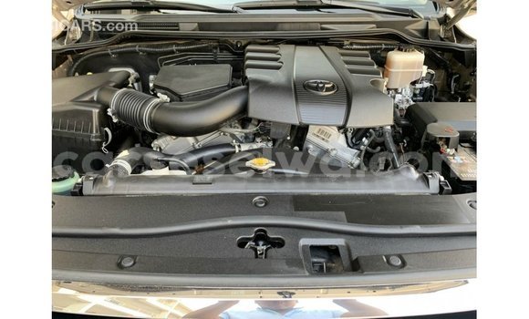 Buy Import Toyota Land Cruiser Other Car in Import - Dubai in East Mahé Buy Import Toyota Land Cruiser Other Car in Import - Dubai in East Mahé