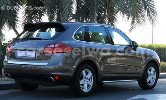 Buy Import Porsche Cayenne Brown Car in Import - Dubai in East Mahé Buy Import Porsche Cayenne Brown Car in Import - Dubai in East Mahé