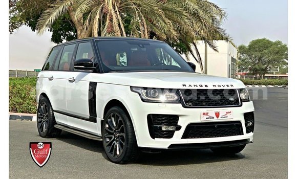 Buy Import Land Rover Range Rover White Car in Import - Dubai in East Mahé