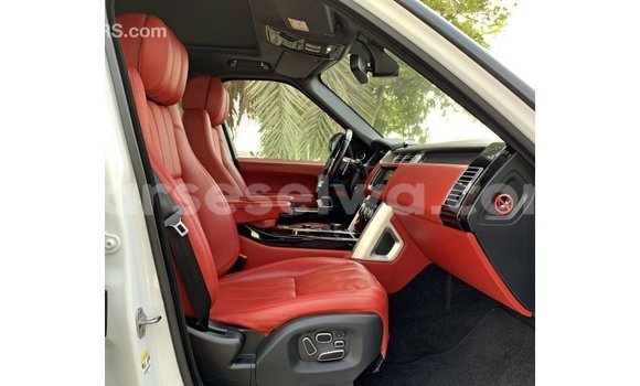 Buy Import Land Rover Range Rover White Car in Import - Dubai in East Mahé Buy Import Land Rover Range Rover White Car in Import - Dubai in East Mahé