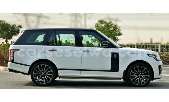 Buy Import Land Rover Range Rover White Car in Import - Dubai in East Mahé Buy Import Land Rover Range Rover White Car in Import - Dubai in East Mahé