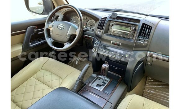 Buy Import Toyota Land Cruiser Blue Car in Import - Dubai in East Mahé Buy Import Toyota Land Cruiser Blue Car in Import - Dubai in East Mahé
