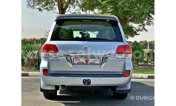 Buy Import Toyota Land Cruiser Blue Car in Import - Dubai in East Mahé Buy Import Toyota Land Cruiser Blue Car in Import - Dubai in East Mahé