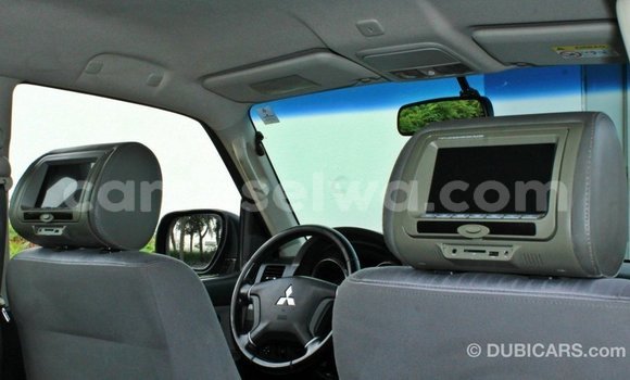 Buy Import Mitsubishi Pajero Brown Car in Import - Dubai in East Mahé Buy Import Mitsubishi Pajero Brown Car in Import - Dubai in East Mahé