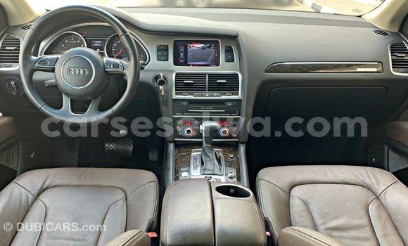Buy Import Audi Q7 Other Car in Import - Dubai in East Mahé Buy Import Audi Q7 Other Car in Import - Dubai in East Mahé