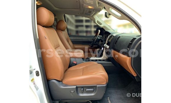 Buy Import Toyota Tundra White Car in Import - Dubai in East Mahé Buy Import Toyota Tundra White Car in Import - Dubai in East Mahé