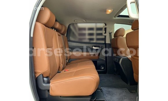 Buy Import Toyota Tundra White Car in Import - Dubai in East Mahé Buy Import Toyota Tundra White Car in Import - Dubai in East Mahé