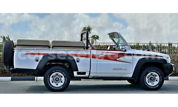 Buy Import Nissan Patrol White Car in Import - Dubai in East Mahé Buy Import Nissan Patrol White Car in Import - Dubai in East Mahé