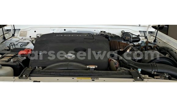 Buy Import Nissan Patrol White Car in Import - Dubai in East Mahé Buy Import Nissan Patrol White Car in Import - Dubai in East Mahé