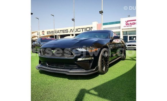 Acheter Import Voiture Ford Mustang Noir à Import - Dubai, East Mahé Acheter Import Voiture Ford Mustang Noir à Import - Dubai, East Mahé