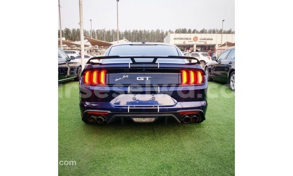 Acheter Import Voiture Ford Mustang Bleu à Import - Dubai, East Mahé Acheter Import Voiture Ford Mustang Bleu à Import - Dubai, East Mahé