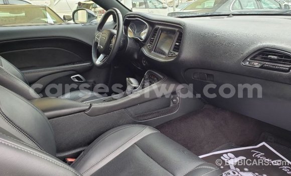 Buy Import Dodge Challenger White Car in Import - Dubai in East Mahé Buy Import Dodge Challenger White Car in Import - Dubai in East Mahé