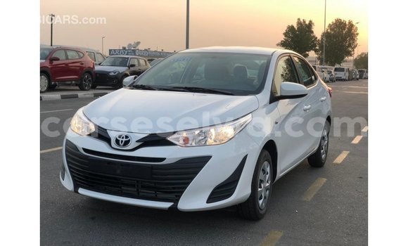 Buy Import Toyota DA White Truck in Import - Dubai in East Mahé Buy Import Toyota DA White Truck in Import - Dubai in East Mahé