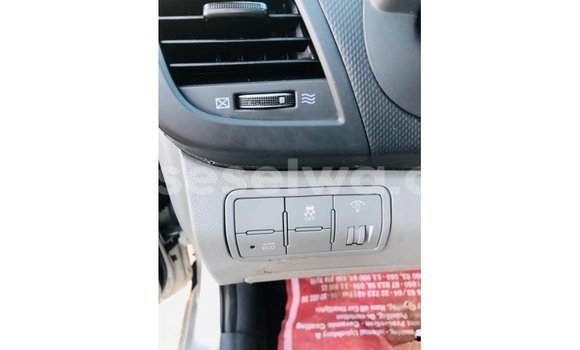 Buy Import Hyundai Accent Other Car in Import - Dubai in East Mahé Buy Import Hyundai Accent Other Car in Import - Dubai in East Mahé