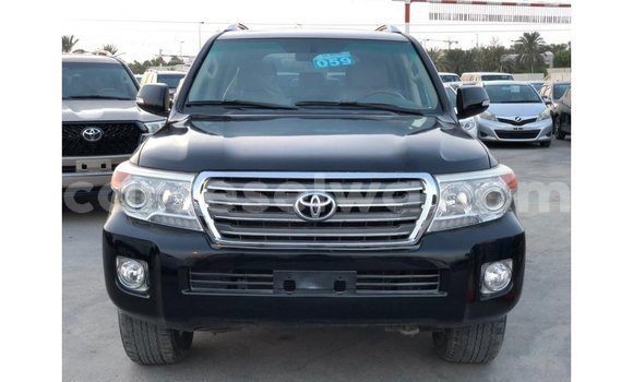 Buy Import Toyota Land Cruiser Black Car in Import - Dubai in East Mahé Buy Import Toyota Land Cruiser Black Car in Import - Dubai in East Mahé