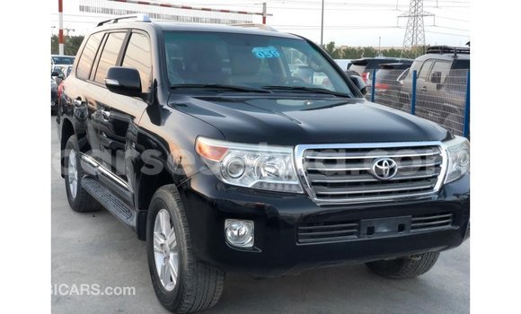 Buy Import Toyota Land Cruiser Black Car in Import - Dubai in East Mahé Buy Import Toyota Land Cruiser Black Car in Import - Dubai in East Mahé