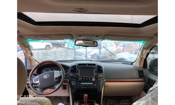 Buy Import Toyota Land Cruiser Black Car in Import - Dubai in East Mahé Buy Import Toyota Land Cruiser Black Car in Import - Dubai in East Mahé
